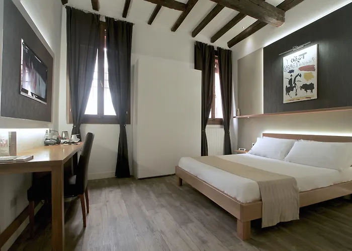 Alkimia Smart 4* Ferrare