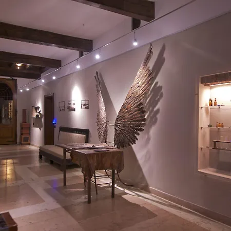 Alkimia Smart 住宿加早餐酒店 费拉拉