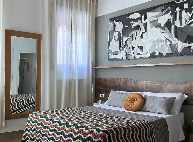 Alkimia Smart Bed and Breakfast Φεράρα