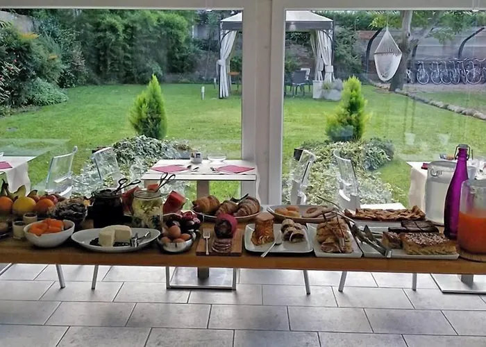 Alkimia Smart 住宿加早餐酒店 费拉拉