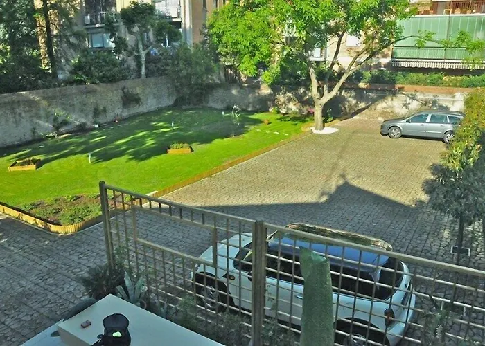 فندق مبيت وإفطار Alkimia Smart فيرّارا